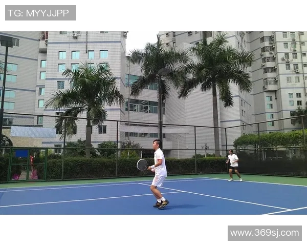 深圳网球队比赛经验分享：从训练到赛场的成长之路