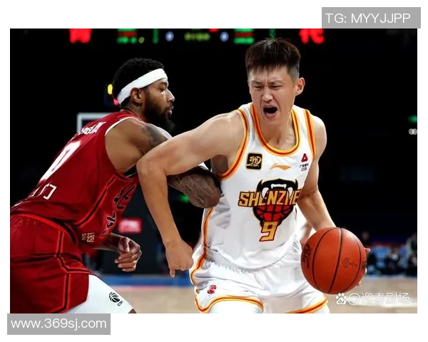 周鹏：从篮球场上的奋斗者到人生舞台的领航者之路