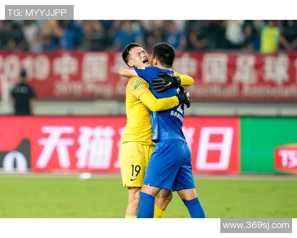 国安与苏宁精彩对决回顾分析赛场瞬间与战术布局探讨 国安与苏宁精彩对决回顾分析赛场瞬间与战术布局探讨