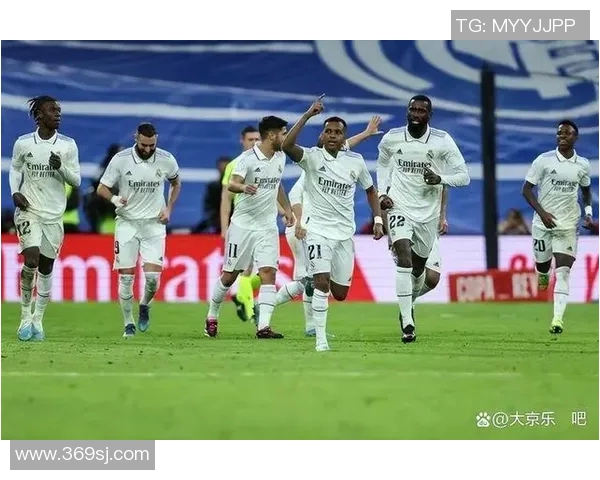 法兰克福逆袭欧冠赛场连续战胜皇马切尔西挺进四强