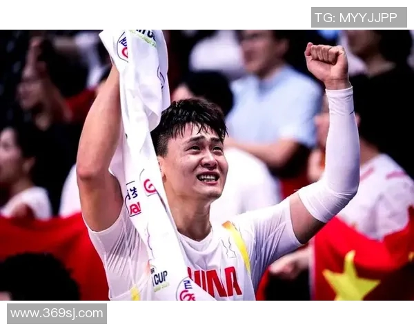 赵睿:从青涩新星到篮球场上的领军人物的成长之路与奋斗故事 赵睿:从青涩新星到篮球场上的领军人物的成长之路与奋斗故事