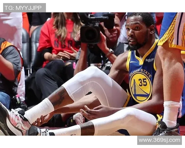 追梦格林播客引发争议杜兰特离队内幕遭联盟关注调查