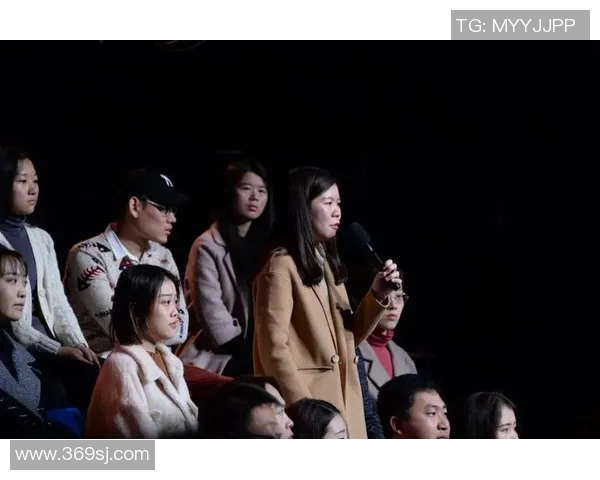 陈芳独家分享街舞心得与技巧提升之路探索与成长的舞蹈之旅 陈芳独家分享街舞心得与技巧提升之路探索与成长的舞蹈之旅