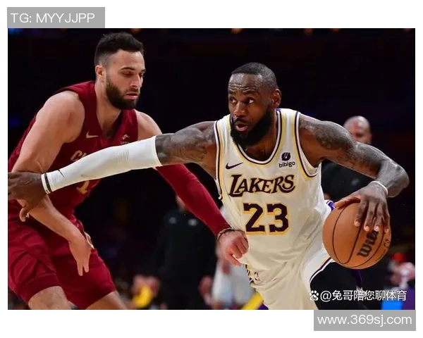 骑士与湖人精彩对决全程回放带你重温比赛的每一个瞬间 骑士与湖人精彩对决全程回放带你重温比赛的每一个瞬间