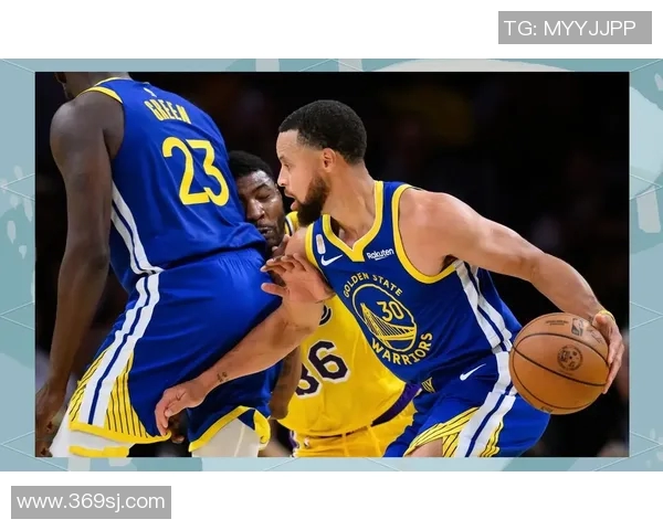 2010年湖人对阵勇士的经典对决回顾与分析 2010年湖人对阵勇士的经典对决回顾与分析