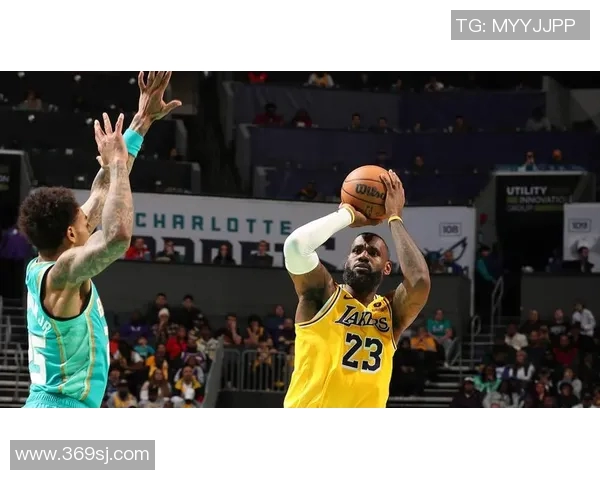 2007年湖人与黄蜂激战回顾：经典对决与篮球传奇的交汇时刻