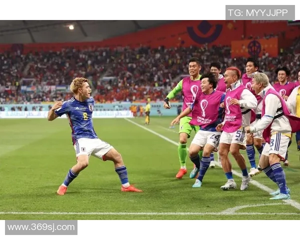 卡塔尔与日本在世界杯预选赛中的激烈对决引发全球关注与期待